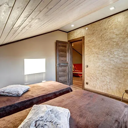 Zalais Sturitis - House With A Sauna * Liepaja